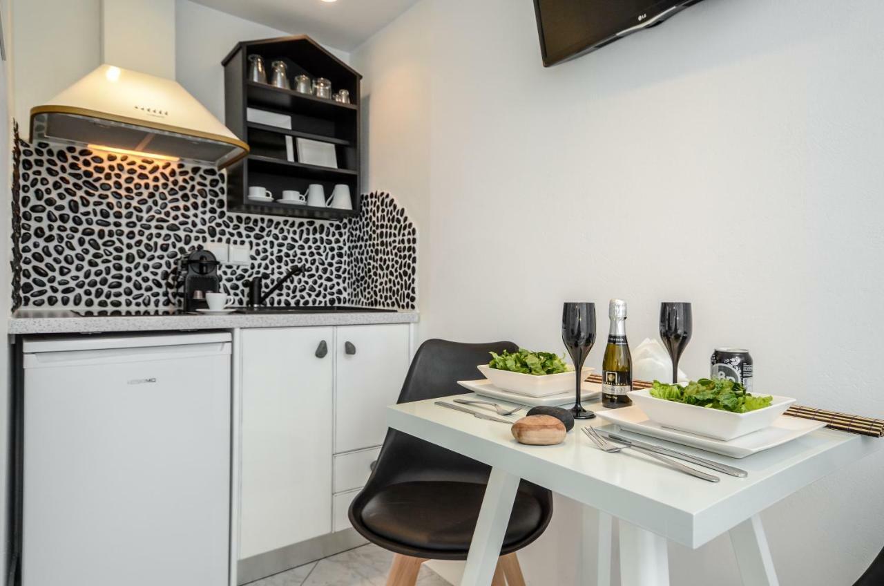 Naxos Evilion Luxury Apartments & Suites Naxos City Экстерьер фото